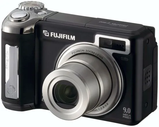 FujiFilm FinePix E900