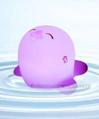 MesMed přenosná dětská lampička, velryba - barevná